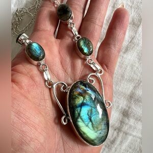 925 WOW! Gorgeous!! Rainbow Flash Labradorite 5 Stone Necklace Pendant